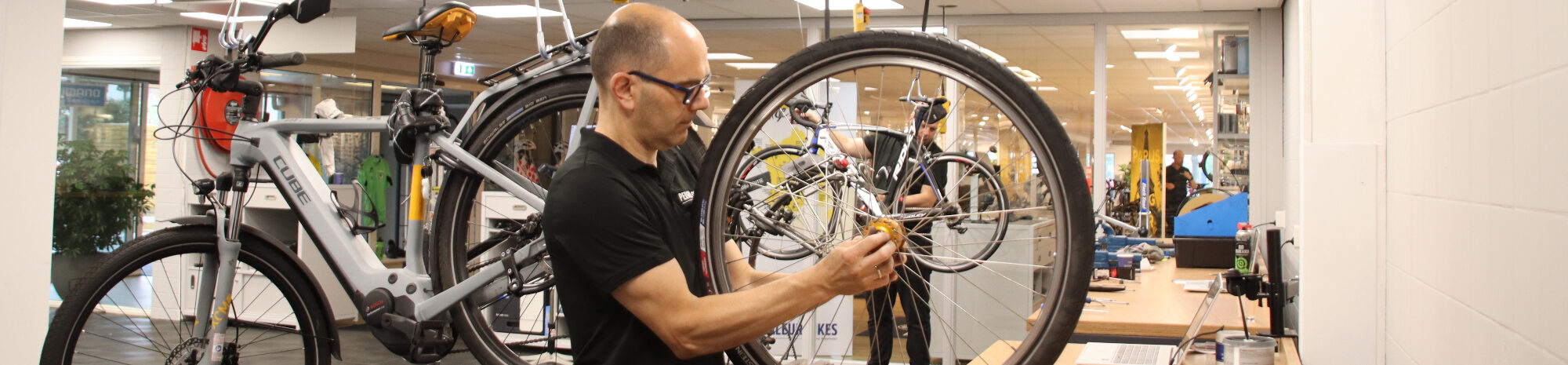 Van werkplaatschef bij Harrie Arendsen, naar fietsmonteur bij Pedaleur Bikes