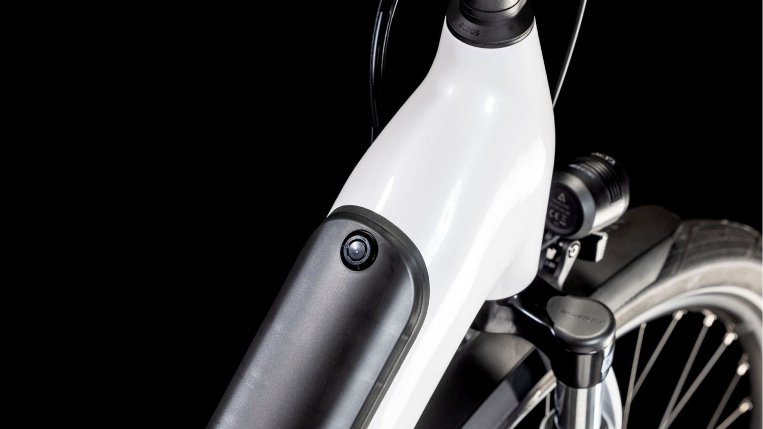 Cube Supreme Hybrid Comfort One