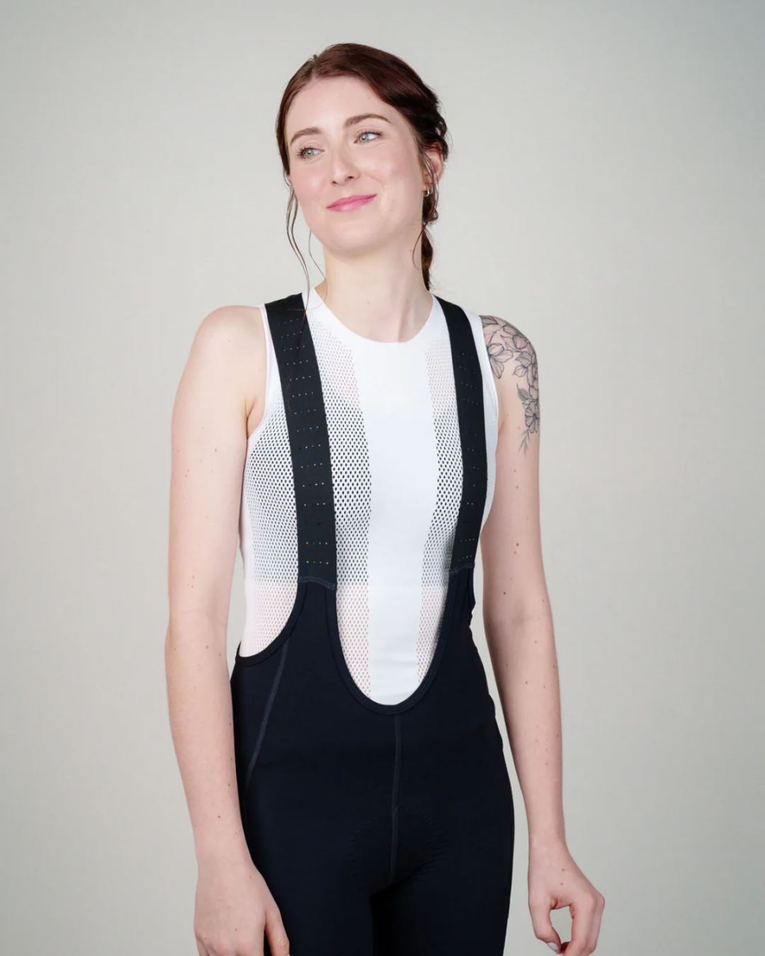 Megmeister woman’s Sleeveless Base layer W/ Drynamo