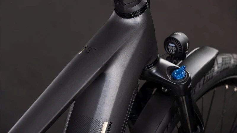 Cube Kathmandu Hybrid Comfort Pro 800