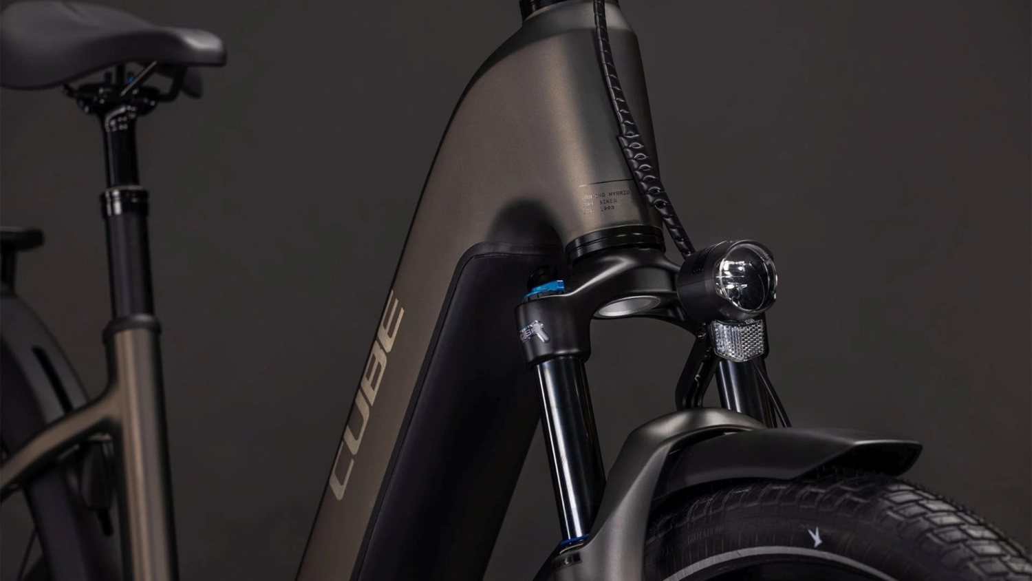 Cube Touring Hybrid Comfort SLX 800