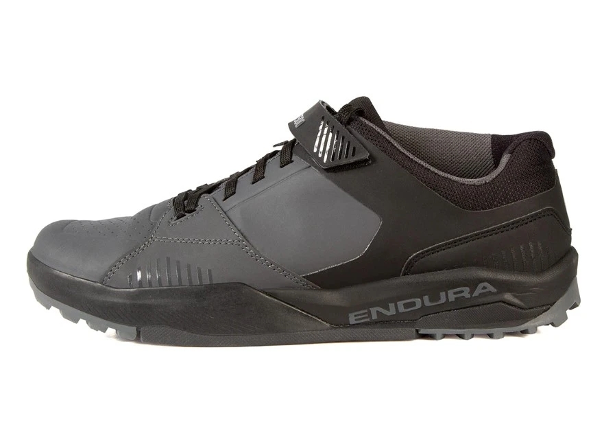 Endura MT500 Burner Flat Fietsschoenen: Zwart