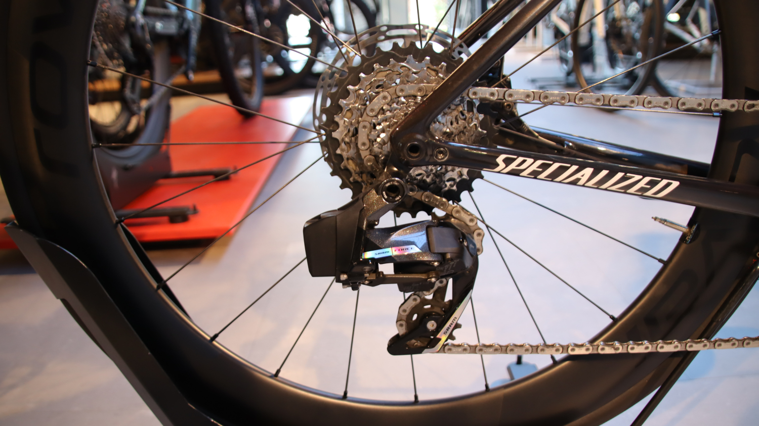 TARMAC SL8 SW CARB/VIVPNK/MNSHDW 56 SRAM FORCE